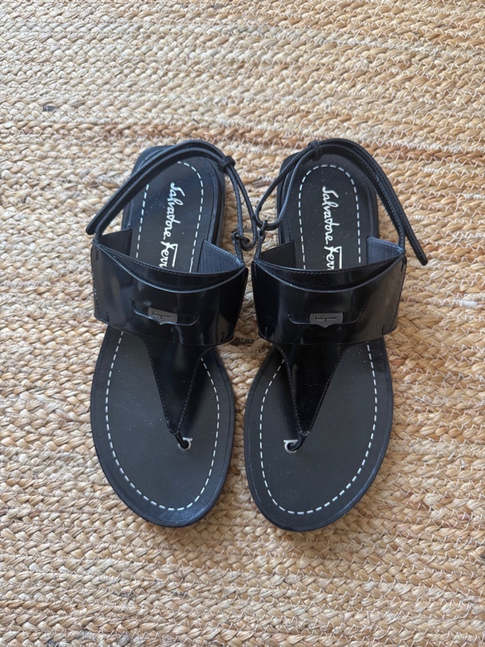 Salvatore Ferragamo Nya Black Patent Thong Slingback Sandals Size 9